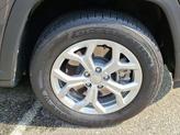 Thumbnail of 2024 Baltic Gray Metallic Clearcoat Jeep Compass