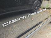 Thumbnail of 2025 Diamond Black Crystal Pearlcoat Jeep Grand Cherokee L