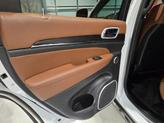 Thumbnail of 2018 Ivory 3-Coat Jeep Grand Cherokee