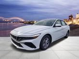 Photo of 2025 Serenity White Hyundai ELANTRA
