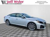 Photo of 2025 Brilliant Silver Metallic Nissan Altima