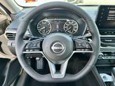 Thumbnail of 2025 Pearl White Tricoat Nissan Altima