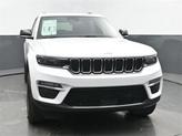Thumbnail of 2025 Bright White Clearcoat Jeep Grand Cherokee