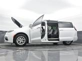 Thumbnail of 2022 Bright White Clearcoat Chrysler Pacifica