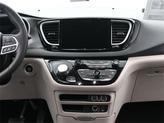 Thumbnail of 2022 Bright White Clearcoat Chrysler Pacifica