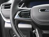 Thumbnail of 2025 Diamond Black Crystal Pearlcoat Jeep Grand Cherokee