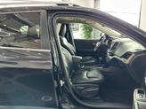 Thumbnail of 2016 Brilliant Black Crystal Pearlcoat Jeep Cherokee