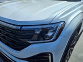 Thumbnail of 2025 Opal White Pearl Effect Volkswagen Atlas Cross Sport