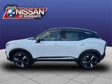 Thumbnail of 2025 2t Wht Blk Roof Nissan Kicks