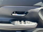 Thumbnail of 2025 2t Gun Red Roof Nissan Kicks