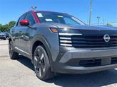 Thumbnail of 2025 2t Gun Red Roof Nissan Kicks
