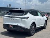 Thumbnail of 2025 White / Black Nissan Murano
