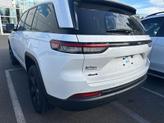 Thumbnail of 2025 Bright White Clearcoat Jeep Grand Cherokee