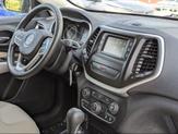 Thumbnail of 2017 Diamond Black Crystal Pearlcoat Jeep Cherokee