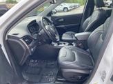 Thumbnail of 2021 Bright White Clearcoat Jeep Cherokee