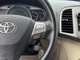 Thumbnail of 2011 Blizzard Pearl Toyota Venza