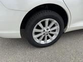 Thumbnail of 2011 Blizzard Pearl Toyota Venza