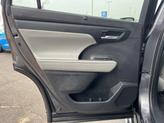 Thumbnail of 2020 Moon Dust Toyota Highlander