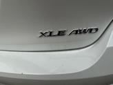 Thumbnail of 2014 Pearl White Toyota Venza