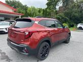 Thumbnail of 2025 Mars Orange Kia Seltos