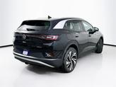 Thumbnail of 2025 Deep Black Pearl Effect Volkswagen ID.4