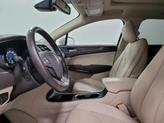 Thumbnail of 2017 White Platinum Metallic Tri-Coat Lincoln MKC