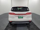 Thumbnail of 2017 White Platinum Metallic Tri-Coat Lincoln MKC