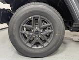 Thumbnail of 2025 Granite Crystal Metallic Clearcoat Jeep Gladiator