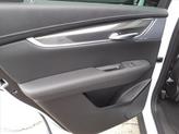 Thumbnail of 2025 Crystal White Tricoat Cadillac XT5
