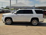 Thumbnail of 2018 White Frost Tricoat GMC Yukon