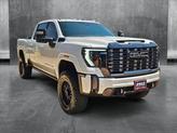 Thumbnail of 2024 White Frost Tricoat GMC Sierra 2500
