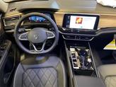 Thumbnail of 2026 Silver Volkswagen Atlas