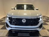 Thumbnail of 2025 Opal White Pearl Effect Volkswagen Atlas