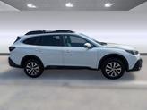 Thumbnail of 2021 Crystal White Pearl Subaru Outback