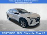 Photo of 2024 Summit White Chevrolet Trax