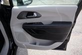 Thumbnail of 2022 Brilliant Black Crystal Pearlcoat Chrysler Pacifica