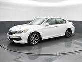 Thumbnail of 2016 White Orchid Pearl Honda Accord
