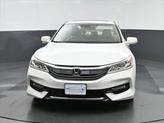 Thumbnail of 2016 White Orchid Pearl Honda Accord