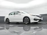 Thumbnail of 2016 White Orchid Pearl Honda Accord
