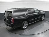 Thumbnail of 2020 Onyx Black GMC Yukon XL