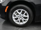 Thumbnail of 2022 Brilliant Black Crystal Pearlcoat Chrysler Pacifica