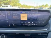 Thumbnail of 2025 Summit White Buick Envision