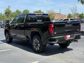 Thumbnail of 2026 Onyx Black GMC Sierra 2500