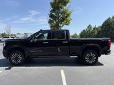 Thumbnail of 2026 Onyx Black GMC Sierra 2500