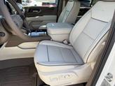 Thumbnail of 2025 White Frost Tricoat GMC Yukon