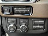 Thumbnail of 2025 White Frost Tricoat GMC Yukon