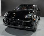 Thumbnail of 2018 Moonlight Blue Metallic Porsche Cayenne