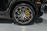 Thumbnail of 2018 Moonlight Blue Metallic Porsche Cayenne