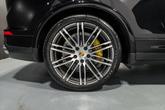 Thumbnail of 2018 Moonlight Blue Metallic Porsche Cayenne