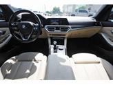 Thumbnail of 2021 Black Sapphire Metallic BMW 330